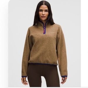 Women’s Lululemon half zip Camel Brown Fleece Sweater Small